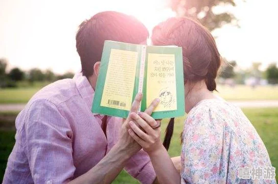 男孩被改造成女性乳胶皮套，背后隐藏着怎样的故事与社会争议？