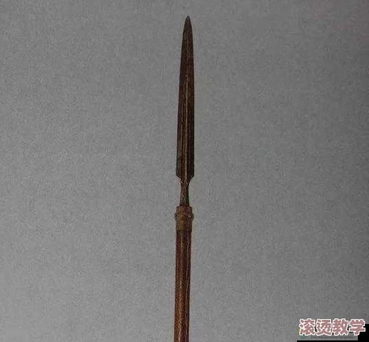 一杆长枪植入两扇门：解读背后深意与象征意义的奇妙故事