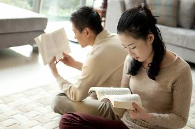 娇喘两分钟：当代年轻人如何在快节奏生活中寻找情感寄托与心理慰藉的深度思考