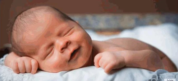 爽好舒服快奶水视频：最新研究显示母乳喂养对婴儿健康的积极影响与心理发展之间的密切关系