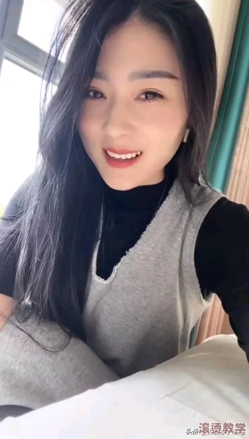 美女任你操：社交媒体上流行的挑战引发热议，网友们纷纷发表看法与反思，背后隐藏着怎样的社会现象？