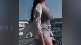 八重神子失去尊严的图片：用户评价称其形象遭到严重扭曲，令人感到不适与失望