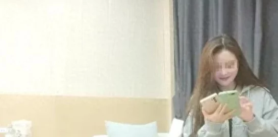 二十四小时看b站直播不，网友爆料：主播私下行为曝光！