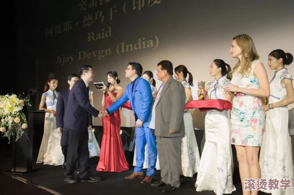 国产精品嫩草影院奶水：最新影视作品引发观众热议，探讨年轻人对生活与爱情的独特理解与表达