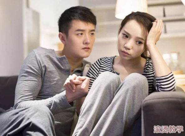 你他妈不要再舔了，这种行为真让人感到厌烦，难道就不能有点自尊心吗？