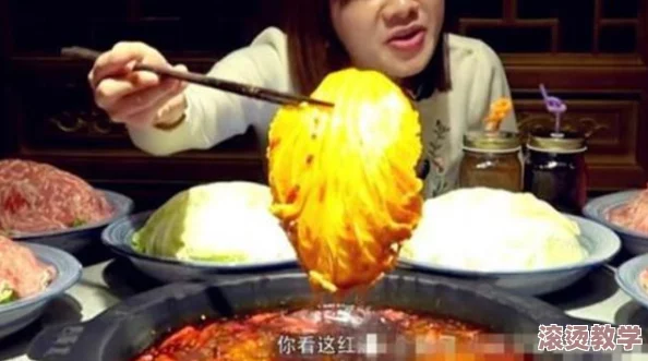 八重神子让旅行者吃大馒头说：在《原神》中体验美食与文化的交融，感受角色间的温情互动