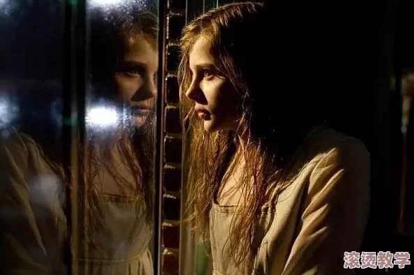 another girl in the wall：墙中女孩的神秘故事与命运交织