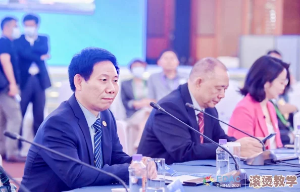 明日之后甜蜜的家任务全攻略：如何找到地基并顺利建造梦想家园