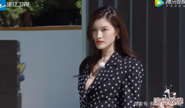 国产极品美女网站在线观看：最新热门视频引发网友热议，颜值与才华并存的模特们成为社交媒体新宠